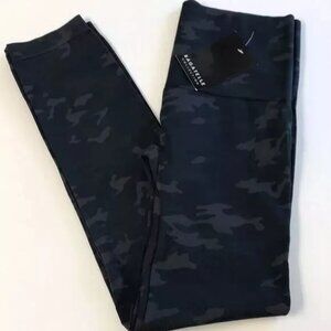 Bagatelle Leggings Green Camo Leggings High Rise Booty Lifting Women's Large